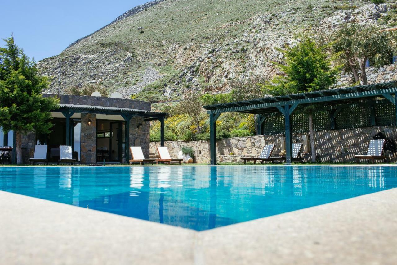 Aetovigla Guesthouse Krousonas  ภายนอก รูปภาพ