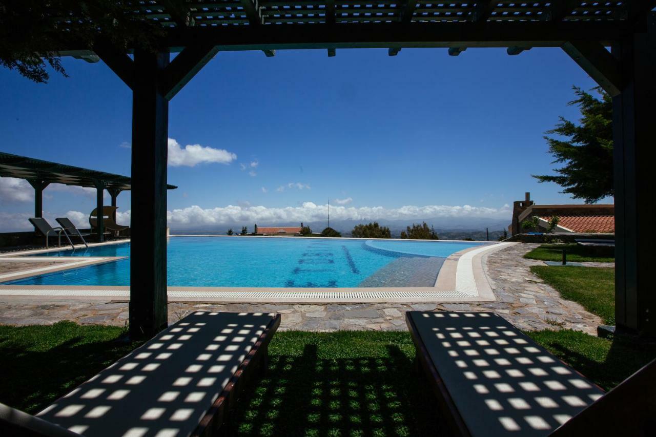 Aetovigla Guesthouse Krousonas  ภายนอก รูปภาพ