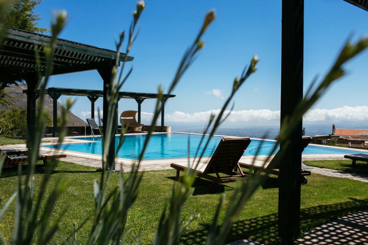 Aetovigla Guesthouse Krousonas  ภายนอก รูปภาพ