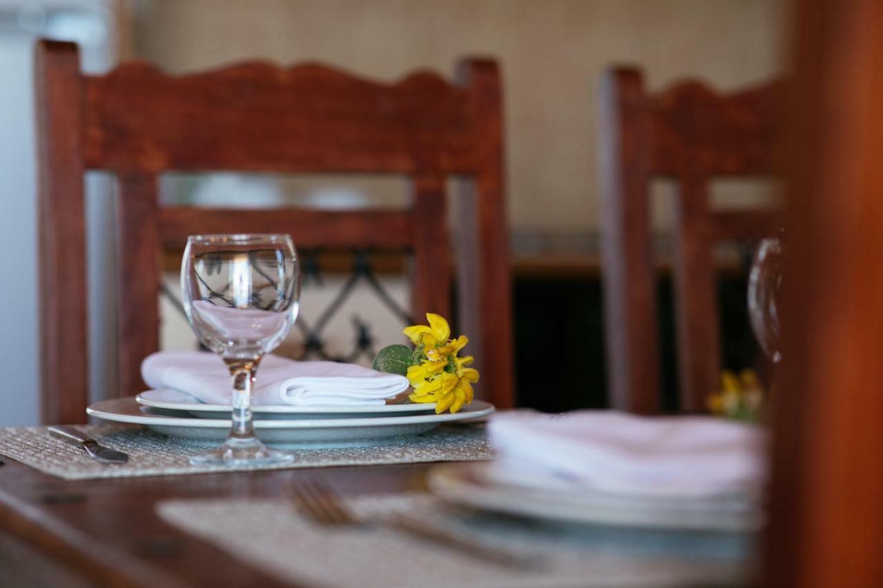 Aetovigla Guesthouse Krousonas  ภายนอก รูปภาพ